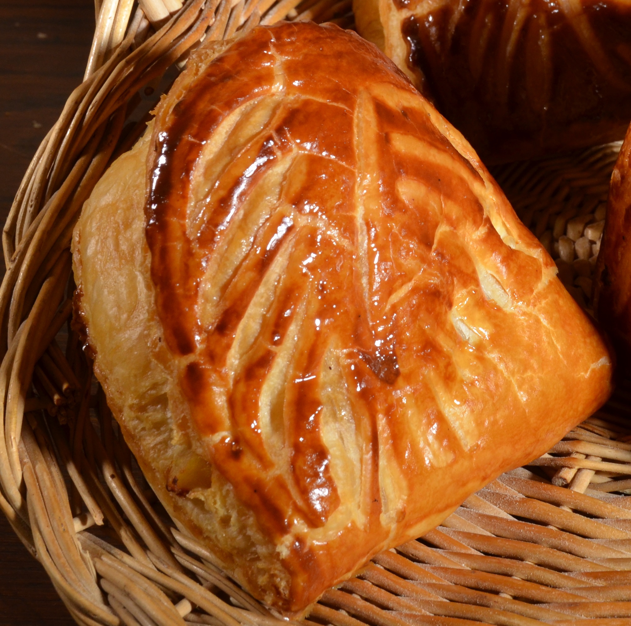 Chausson aux pommes , Boulangerie Galzin Victoire